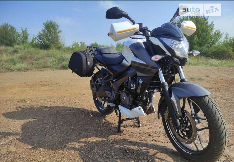 Мотоцикл Без обтекателей (Naked bike) Bajaj Pulsar NS200 2021 в Малой Виске