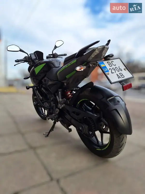 Мотоцикл Без обтекателей (Naked bike) Bajaj Pulsar NS200 2019 в 