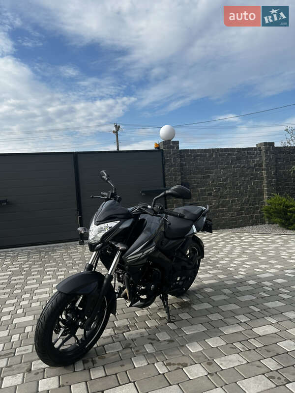 Мотоцикл Спорт-туризм Bajaj Pulsar NS200 2023 в Полтаве