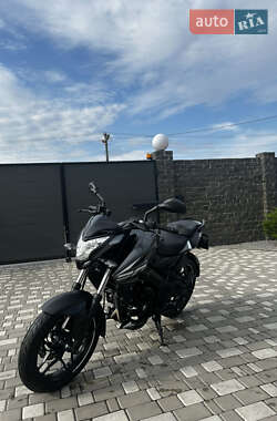 Мотоцикл Спорт-туризм Bajaj Pulsar NS200 2023 в 