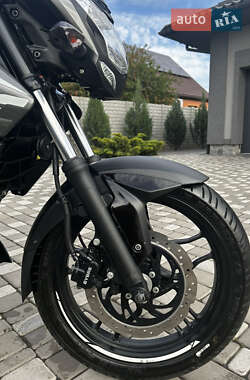 Мотоцикл Спорт-туризм Bajaj Pulsar NS200 2023 в 