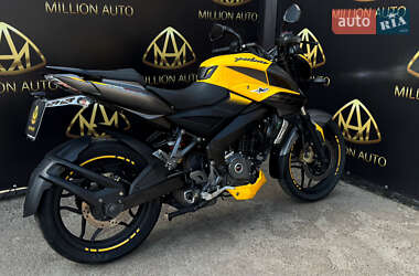 Мотоцикл Туризм Bajaj Pulsar NS200 2019 в 
