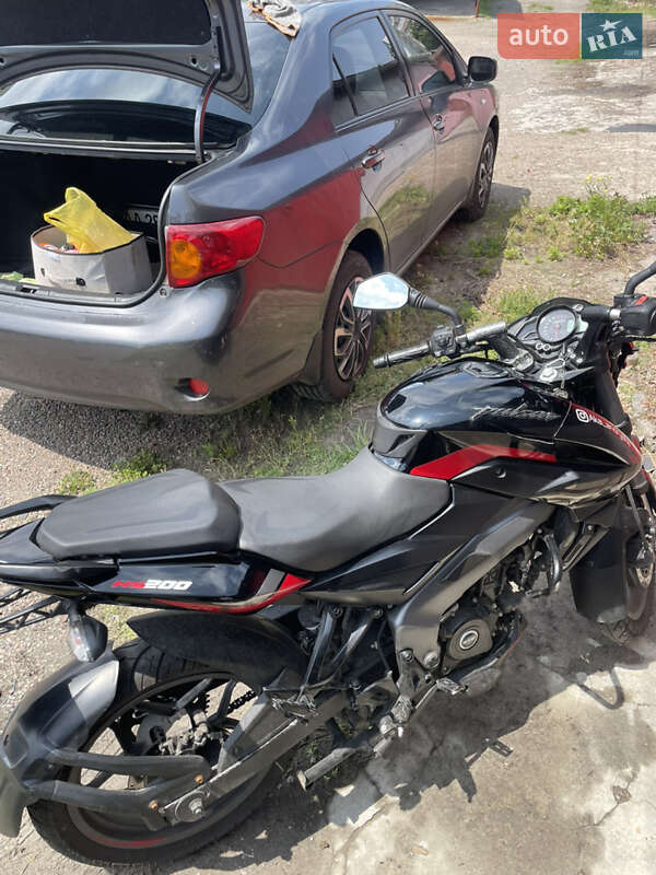 Мотоцикл Без обтікачів (Naked bike) Bajaj Pulsar NS200 2024 в Києві фото 4 Мотоцикл Без обтікачів (Naked bike) Bajaj Pulsar NS200 2024 в Києві