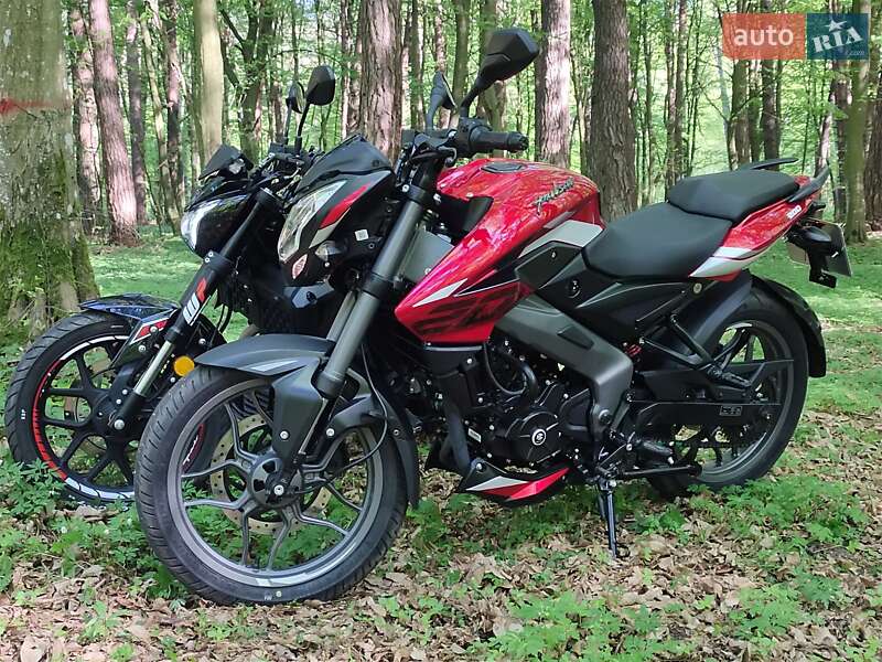 Мотоцикл Без обтікачів (Naked bike) Bajaj Pulsar NS200 2024 в Луцьку фото 3 Мотоцикл Без обтікачів (Naked bike) Bajaj Pulsar NS200 2024 в Луцьку