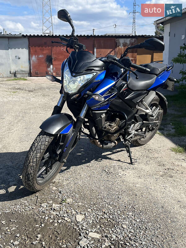 Мотоцикл Без обтекателей (Naked bike) Bajaj Pulsar NS200 2016 в 
