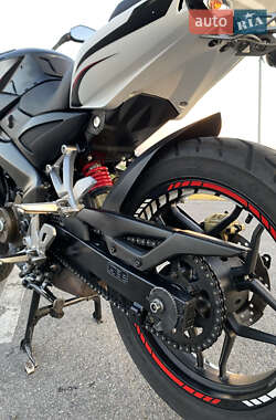 Мотоцикл Без обтекателей (Naked bike) Bajaj Pulsar NS200 2016 в 