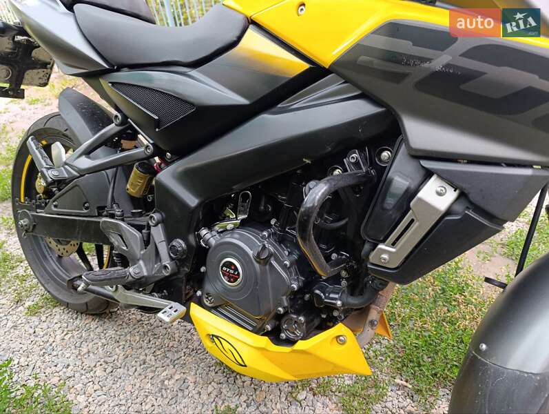 Вантажні моторолери, мотоцикли, скутери, мопеди Bajaj Pulsar NS200 2019 в Дніпрі