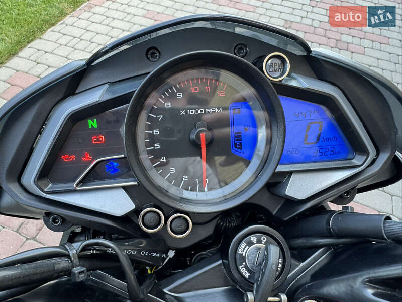 Мотоцикл Багатоцільовий (All-round) Bajaj Pulsar NS200 2024 в Христинівці