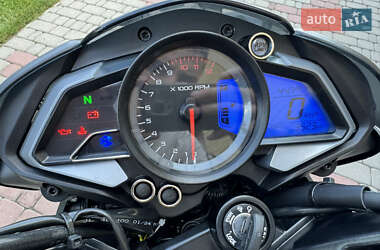 Мотоцикл Багатоцільовий (All-round) Bajaj Pulsar NS200 2024 в 