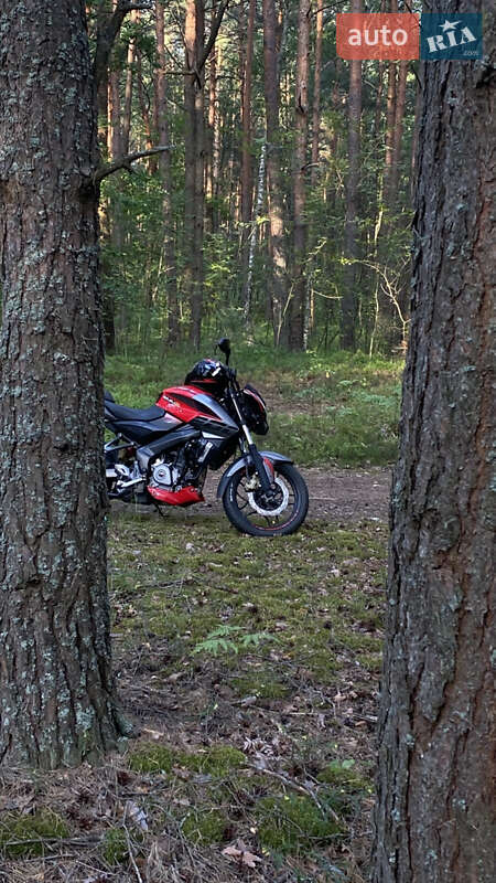Спортбайк Bajaj Pulsar NS200 2017 в Ровно