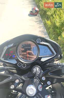 Мотоцикл Багатоцільовий (All-round) Bajaj Pulsar NS200 2024 в 