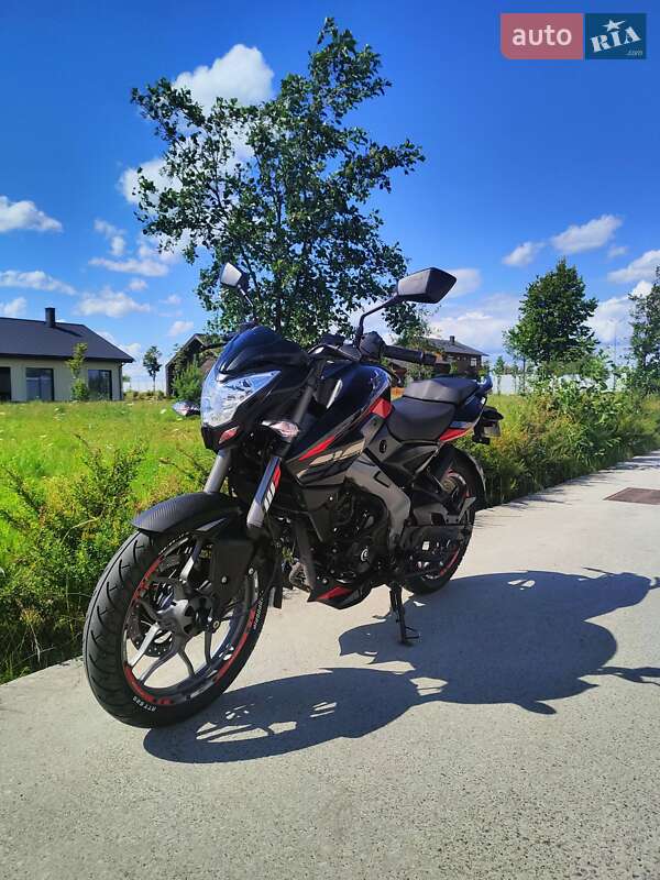 Мотоцикл Многоцелевой (All-round) Bajaj Pulsar NS200 2024 в Коростене