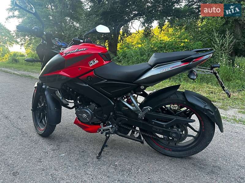 Мотоцикл Спорт-туризм Bajaj Pulsar NS200 2021 в Ружині