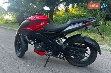 Мотоцикл Спорт-туризм Bajaj Pulsar NS200 2021 в 