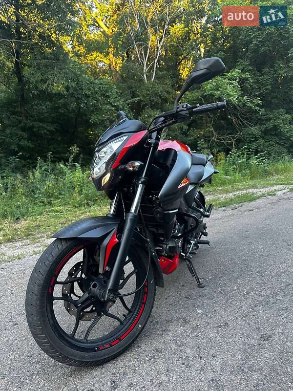 Мотоцикл Спорт-туризм Bajaj Pulsar NS200 2021 в Ружині