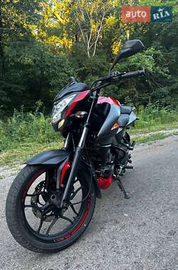 Мотоцикл Спорт-туризм Bajaj Pulsar NS200 2021 в 
