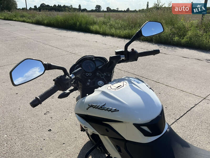 Мотоцикл Без обтікачів (Naked bike) Bajaj Pulsar NS200 2023 в Сумах