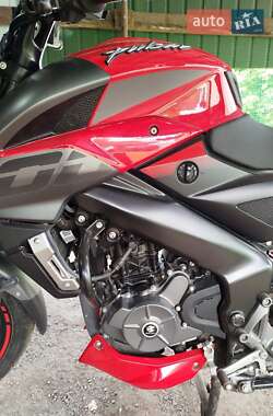 Спортбайк Bajaj Pulsar NS200 2020 в 