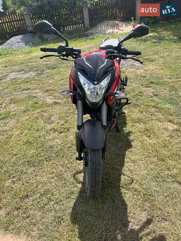 Мотоцикл Без обтекателей (Naked bike) Bajaj Pulsar NS200 2024 в Бродах