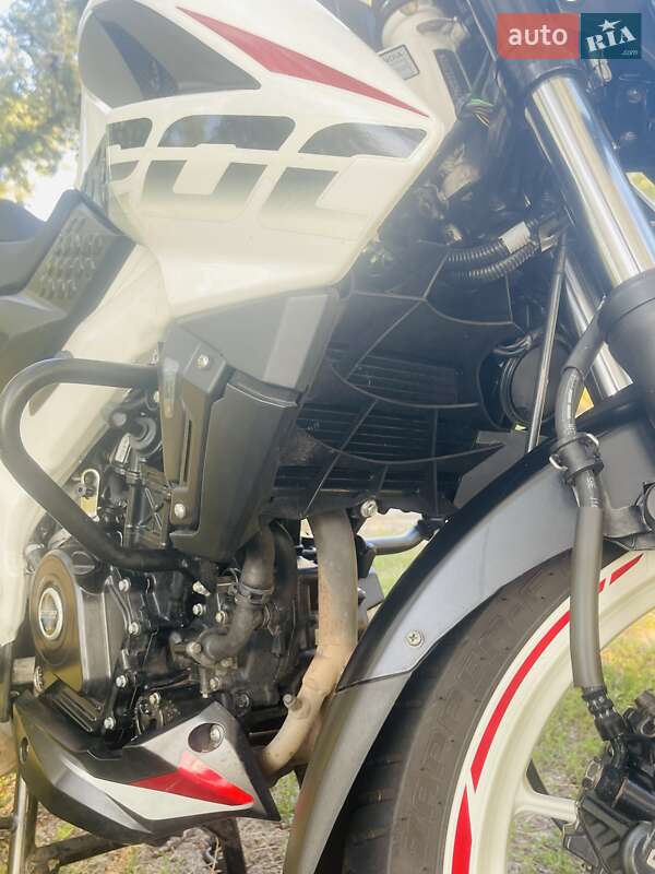Мотоцикл Без обтекателей (Naked bike) Bajaj Pulsar NS200 2021 в Киеве