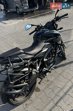 Мотоцикл Без обтекателей (Naked bike) Bajaj Pulsar NS200 2019 в 