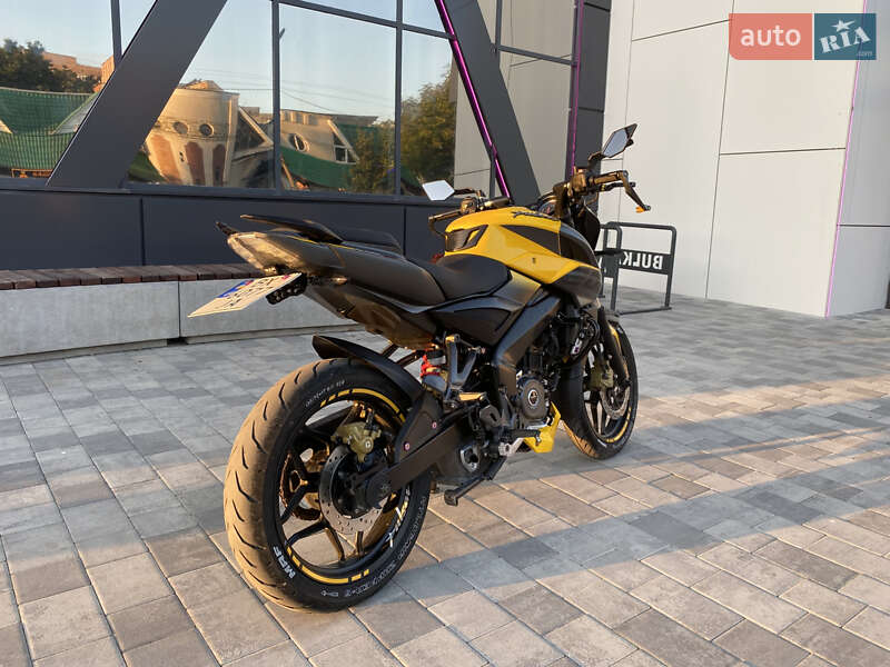 Мотоцикл Классик Bajaj Pulsar NS200 2021 в Каменец-Подольском