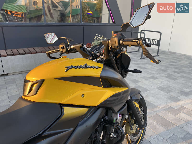 Мотоцикл Классик Bajaj Pulsar NS200 2021 в Каменец-Подольском