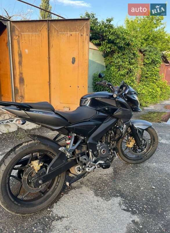 Мотоцикл Без обтікачів (Naked bike) Bajaj Pulsar NS200 2018 в Броварах фото 2 Мотоцикл Без обтікачів (Naked bike) Bajaj Pulsar NS200 2018 в Броварах