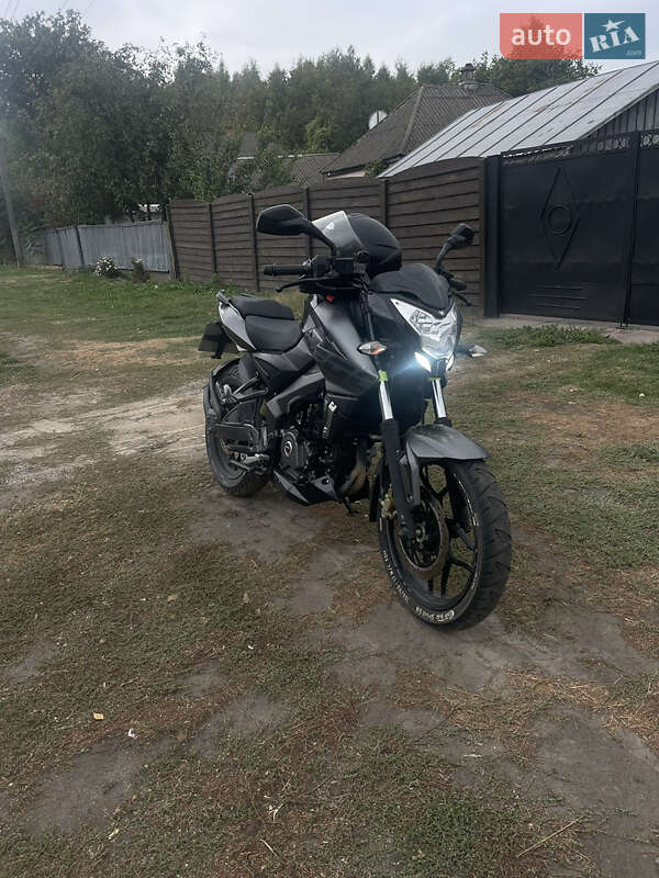 Мотоцикл Классик Bajaj Pulsar NS200 2018 в Ичне