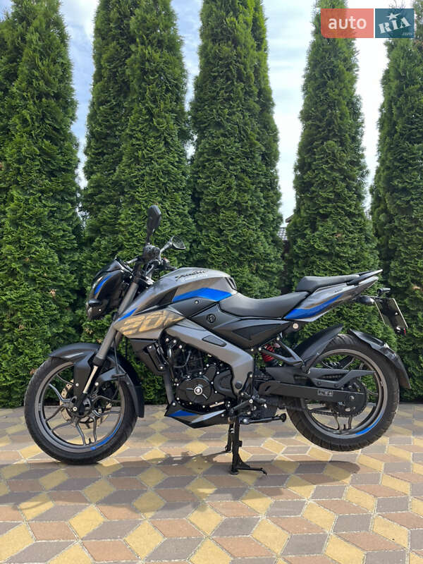 Мотоцикл Без обтікачів (Naked bike) Bajaj Pulsar NS200 2024 в Сарнах