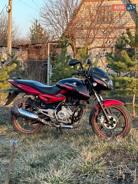 Bajaj Pulsar 2016