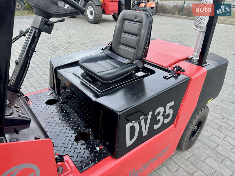 Вилочный погрузчик Balkancar DV 1792 2005 в Радомышле