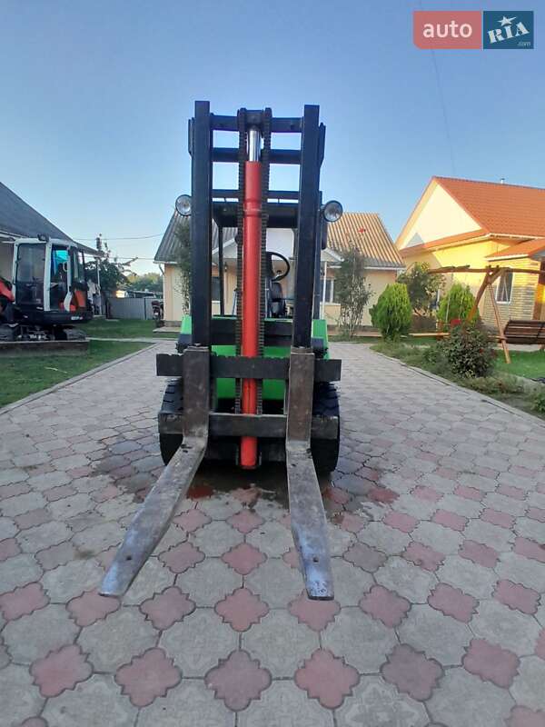 Контейнерный погрузчик Balkancar DV 1792 1984 в Черновцах