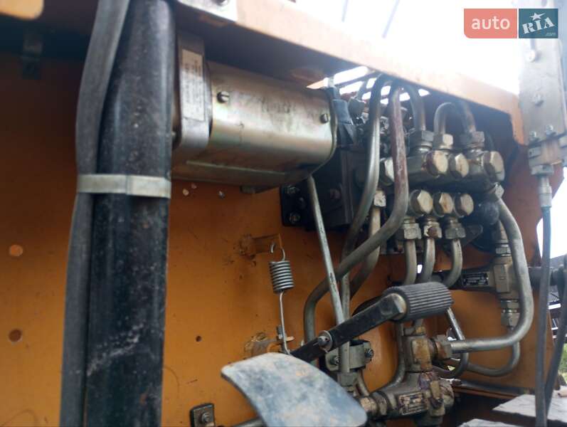 Подъемник телескопический Balkancar EB 1998 в Львове