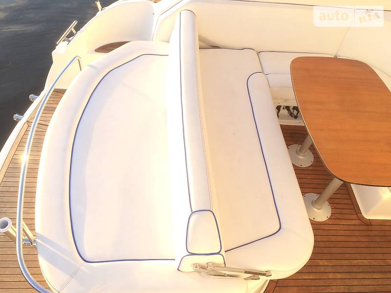 Моторна яхта Bavaria Sport 2009 в Києві