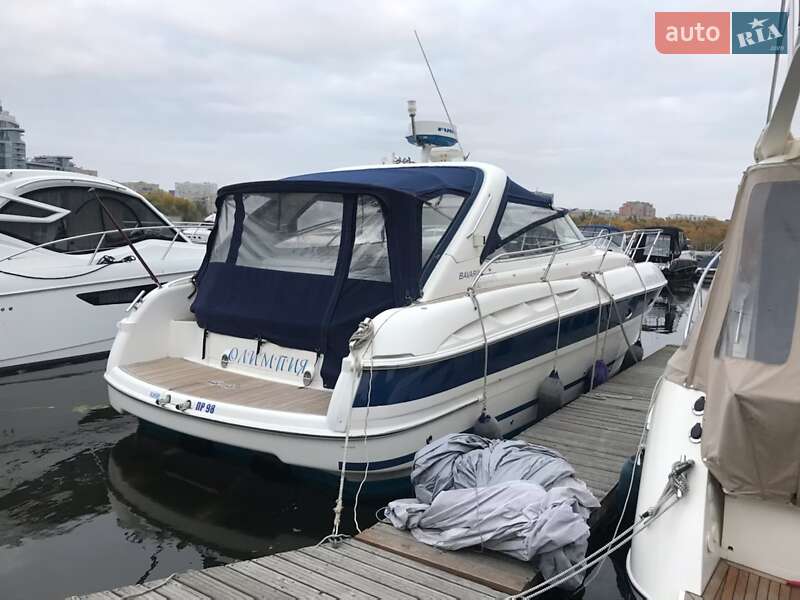 Моторная яхта Bavaria Sport 2008 в Киеве