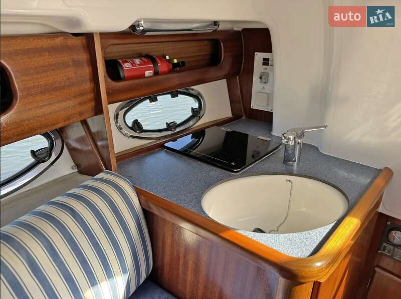 Моторна яхта Bavaria Sport 2004 в Тернополі