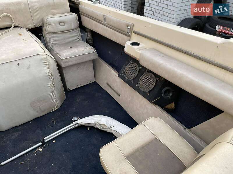 Катер Bayliner 2252 1984 в Киеве фото 23 Катер Bayliner 2252 1984 в Киеве