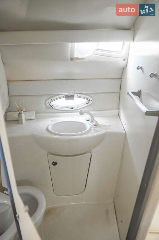 Катер Bayliner 245 2008 в Каменец-Подольском