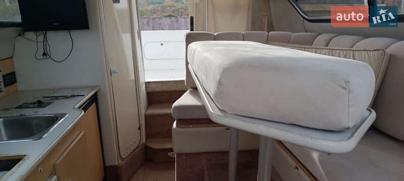 Моторная яхта Bayliner 2859 1999 в Кельменцах