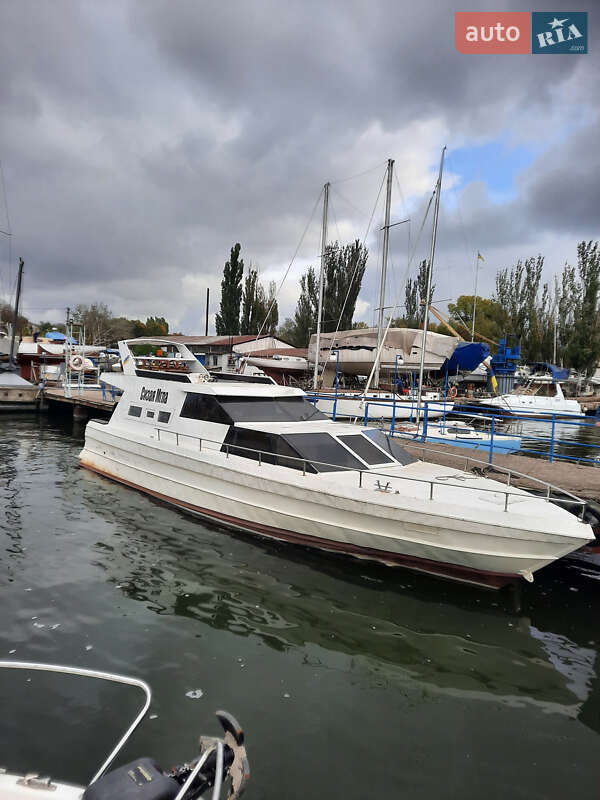 Моторна яхта Bayliner 288 2013 в Миколаєві
