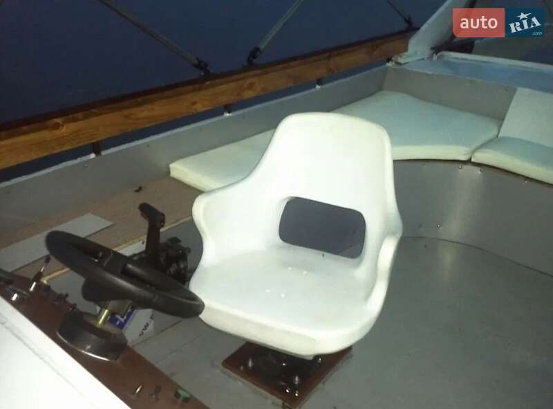 Моторна яхта Bayliner 288 2013 в Миколаєві