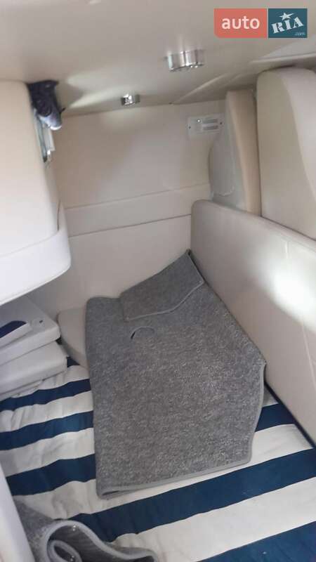 Моторная яхта Bayliner 305 2008 в Киеве