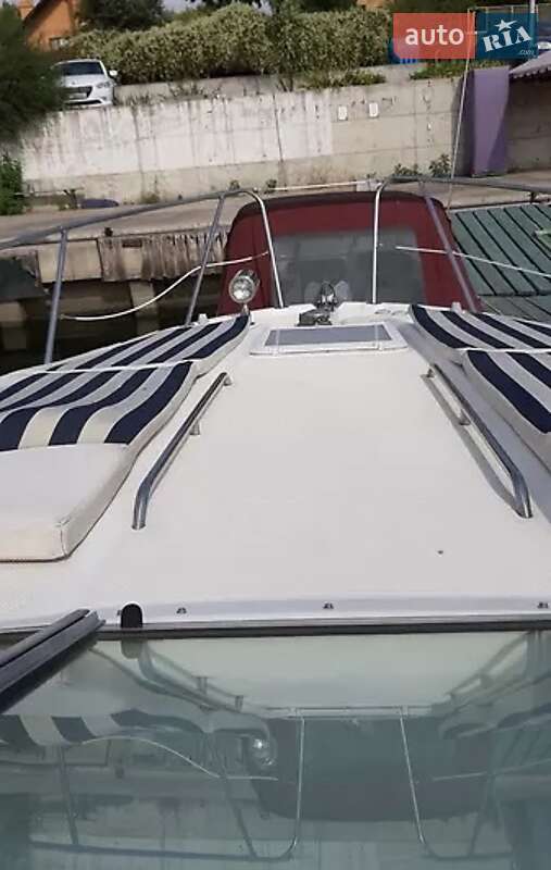Моторная яхта Bayliner 320 2008 в Киеве