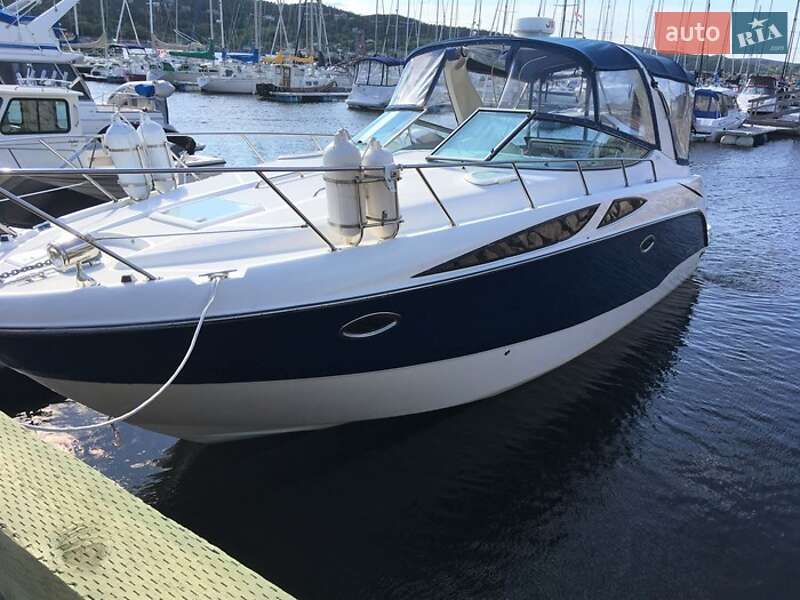 Моторная яхта Bayliner 320 2008 в 