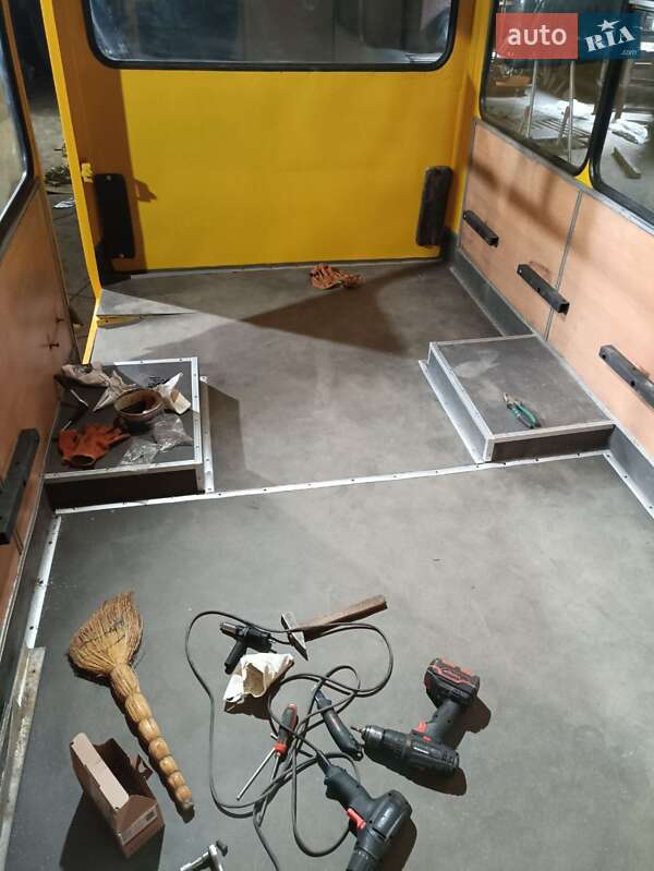 Пригородный автобус БАЗ 2114 2006 в Калиновке