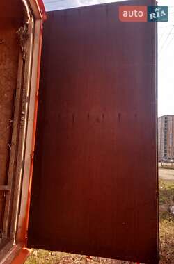 Контейнеровоз БДФП 7 2006 в Кам'янець-Подільському