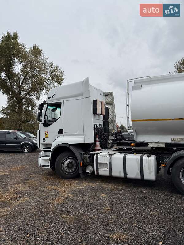 Цистерна Benalu 2S21 2015 в Киеве