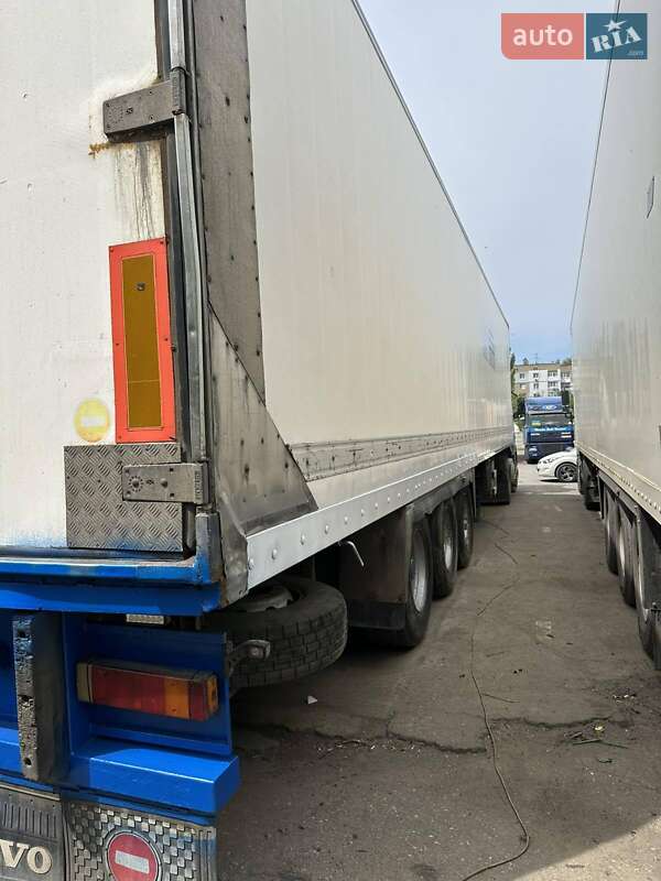 Ізотермічна будка Benalu 3S24 2008 в Миколаєві