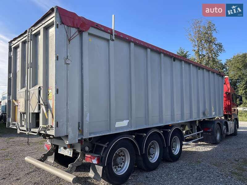 Самоскид напівпричіп Benalu Agriliner 2007 в Вінниці